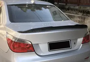 <span class=keywords><strong>BMW</strong></span> <span class=keywords><strong>E60</strong></span> alerón de techo trasero de coche negro brillante alerón trasero de coche para <span class=keywords><strong>BMW</strong></span> <span class=keywords><strong>E60</strong></span> 5 Series 520i 525i 530i 540i <span class=keywords><strong>530d</strong></span> accesorios de coche - Product Image 5
