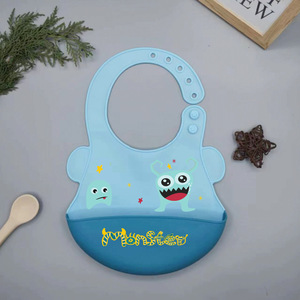 Bavaglini in Silicone Pieghevoli Impermeabili Senza BPA, Accessori per Neonati Lavabili con Stampe di Sicurezza - Product Image 3