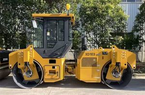 รถบดถนนแบบสั่นสะเทือนลูกกลิ้งคู่10ตัน XD103 86KW ที่มีความถี่การสั่น55Hz - Product Image 3