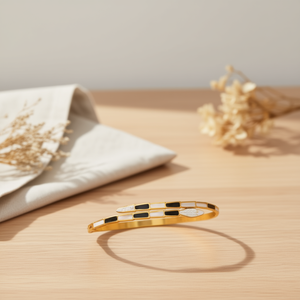 Angelina Black And White Seashell Cuff <b>Bracelet</b> Gold Plated Stainless Steel Geometric Unisex Fashion Jewelry Gift - Product Image 2