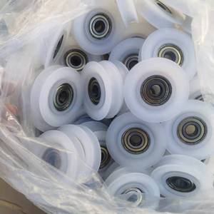 Piezas Moldeadas por Inyección de Nylon, Rodillos de Nylon Hechos a Medida, Accesorios de Plástico para Carriolas y Uso en Baños - Product Image 2
