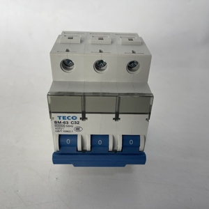 เบรกเกอร์วงจร BM-63 C32 - Product Image 1