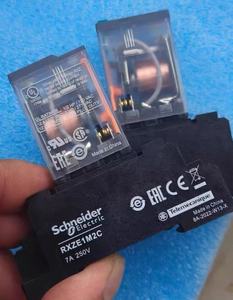 Rxm4gb2bd, Relais miniature électrique enfichable - Marque <span class=keywords><strong>Zeli</strong></span>, produit neuf et original avec une garantie d'un an - Product Image 2