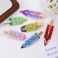 Barrettes à cheveux en PVC en forme de maison de dessin animé mignonnes YJL en gros, pinces à cheveux colorées pour filles, accessoires capillaires quotidiens