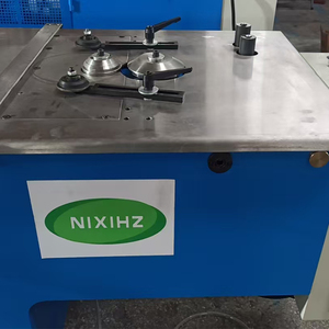 Máquina Hidráulica Comercial para Fabricar Codos y Cerrar Juntas de Ductos Redondos de Acero Galvanizado de Calibre 16 y Acero Inoxidable de Calibre 22 - Product Image 3