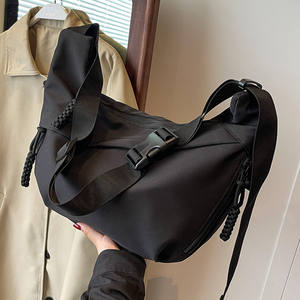 Customized Logo women canvas <strong>shoulder</strong> <strong>bag</strong> solid color <strong>shoulder</strong> <strong>bag</strong> fashionable casual trendy suspender handbag crossbody <strong>bag</strong> - Product Image 3