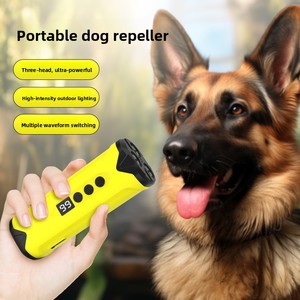 Repelente Ultrasónico Profesional para Perros de 3 Cabezas con Sonido de Alta Potencia y Batería para un Efectivo Control de Ladridos - Product Image 2
