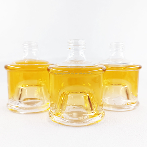 Botellas de Vidrio Mate Apilables de 200 ml, Dividibles y Combinables, Botellas Redondas para Vino, Licor, <span class=keywords><strong>Vodka</strong></span>, Whisky, Ginebra, Tequila <span class=keywords><strong>con</strong></span> Tapas - Product Image 1