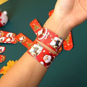 Nouvelles décorations de Noël uniques avec bracelet à claquettes Père Noël pour fêtes et cadeaux pour enfants - Product Image 4