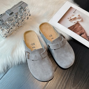 Mules sportives en daim pour femmes, sandales plates à semelle en liège fermées, sabots avec doublure en cuir véritable – Grande <span class=keywords><strong>Vente</strong></span> - Product Image 3