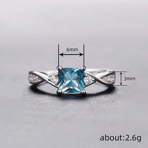 Anello da Donna T0603 con Acquamarina, Taglio Principessa, Gemma Naturale, Montatura a Griffe, Anelli di Fidanzamento alla Moda, Design Geometrico - Product Image 4