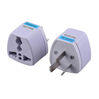 Adaptateur de voyage universel Cantell 10A pour convertir les prises UK, US, AU en EU