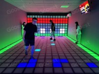 Grille de jeu de sol à LED d'intérieur interactive activée par projecteur-Jeux de surface de sol interactifs