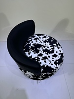 Fauteuil chaise longue en cuir de style français, couleur crème, revêtement en tissu, design pivotant pour petits appartements