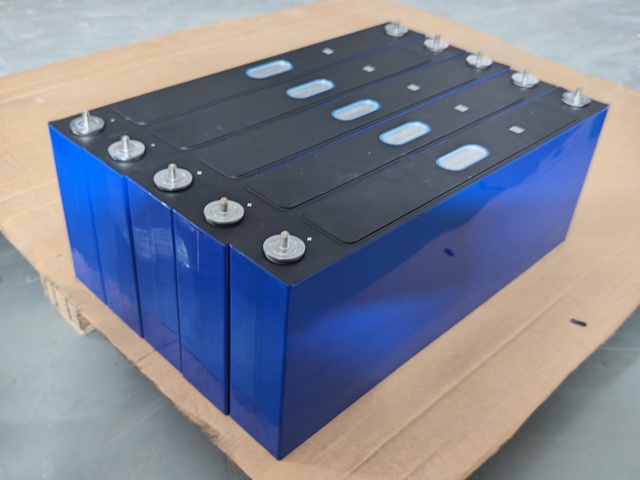 Hithium 3.2V 1175Ah 1200Ah Brand New Prismatic LFP Battery Cell 3.76kWh 11000 Cycles for LDES Solar PV Energy Storage System