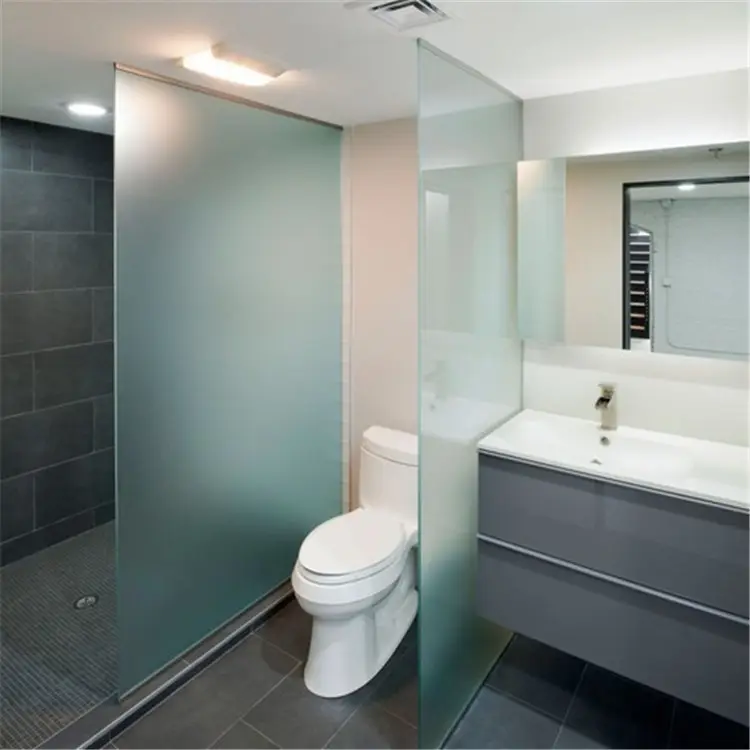 8มิลลิเมตร10มิลลิเมตรเหล็กต่ำฝ้าทำความสะอาดตัวเองพาร์ทิชันกระจกสำหรับห้องน้ำ