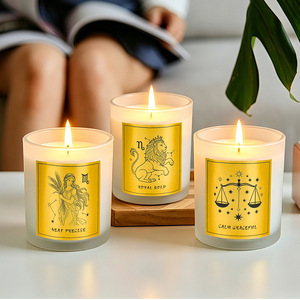 Vela aromática Golden Label con aroma a constelación de Libra en frasco de vidrio esmerilado, ideal para regalo de cumpleaños - Product Image 1