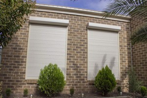 <span class=keywords><strong>Tapparelle</strong></span> Elettriche <span class=keywords><strong>e</strong></span> Persiane Avvolgibili Antiuragano per Magazzini: Soluzione Perfetta per la Protezione dalle Tempeste - Product Image 3