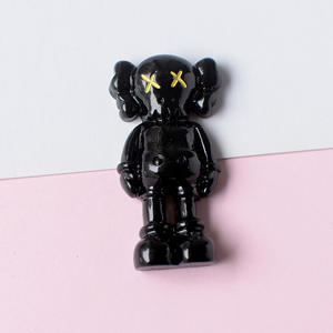 Accesorios de Resina DIY para Decoración de Carcasas de Teléfono, Charms de Zapatos con Diseño de Oso Violento Negro, Venta al Por Mayor - Product Image 3