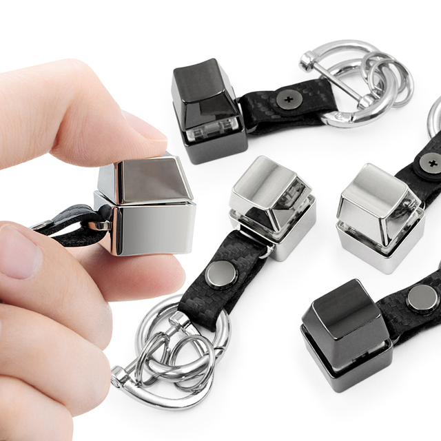 Fidget Toy Fidget Clicker Fidget Keyboard Decompress Toy Button Stress Relief Keychain for Adults Mechanical Keyboard Key Caps