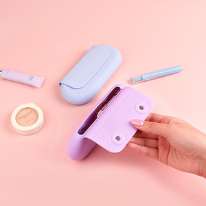Bolsa de Maquillaje de Silicona Ecológica, Precio de Fábrica al por Mayor, Estuche Cosmético Impermeable con Cierre Magnético Portátil - Product Image 4