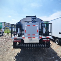 Mini asphalte nid de poule réparation route Construction Machine camion petit bitume chauffé épandeur pulvérisateur camions et puce scellant