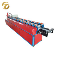 Machine de formage à froid pour panneaux de volets roulants en aluminium, métal et fer.