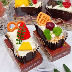 สติกเกอร์ติดตู้เย็นรูปขนมปังจำลอง ของตกแต่งร้านเค้ก ของตกแต่งตู้โชว์ ของประกอบฉากถ่ายภาพอาหาร เนื้อนุ่มเด้ง - Product Image 4