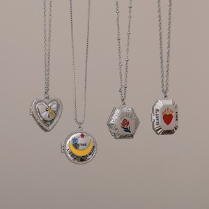 <span class=keywords><strong>Collana</strong></span> di vento alla moda Y2K per le donne in ottone luna <span class=keywords><strong>rosa</strong></span> goccia ciondolo olio sulla catena a maglie per gli anniversari - Product Image 5