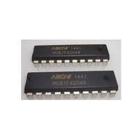 Composants électroniques de circuit intégré de puce IC MC81F4204 nouveaux et originaux MC81F4204B DIP20