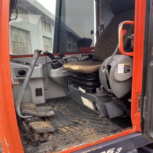 รถขุดขนาดเล็ก Kubota KX185 8 ตัน มือสอง แบบ Zero Tail Swing จากญี่ปุ่น เหมาะสำหรับพื้นที่แคบและงานในเขตเมือง พร้อมใช้งาน - Product Image 5