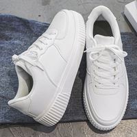 Baskets en cuir grande taille 37-50, chaussures décontractées blanches à semelle épaisse, basses à lacets, chaussures de sport confortables pour hommes