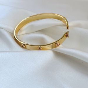 Europäisches und amerikanisches 18 Karat Gold Double T Logo besetztes Mode armband - Product Image 4