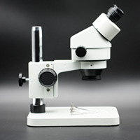 C-45B Tilt 45 Head Type Microscope with 7-45X Continuous Magnification Multiple Power Levels No Light Source