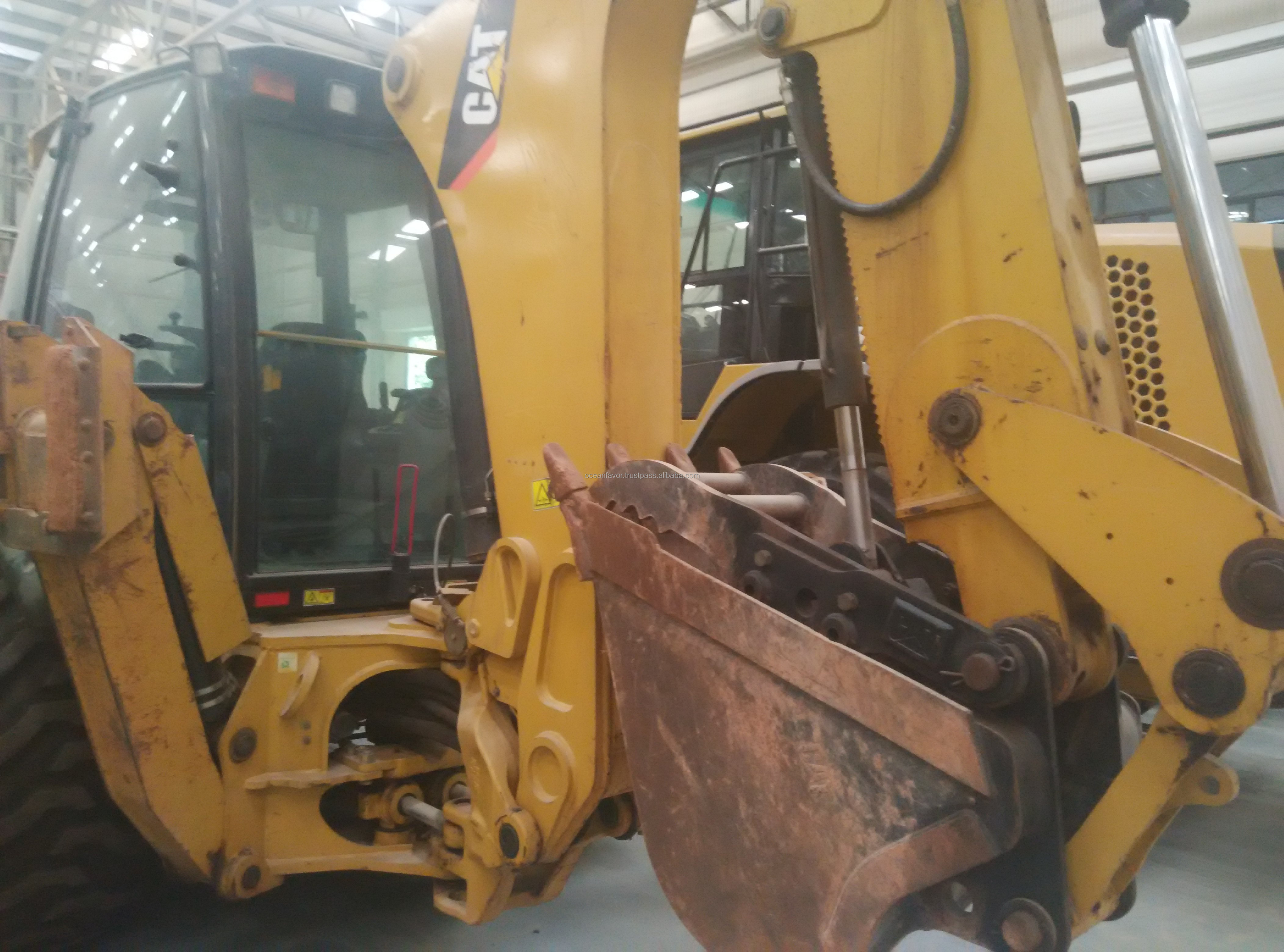 オリジナル日本製バックホーローダーキャタピラー450E CAT 450E