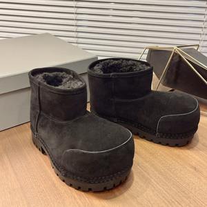 Luxury Outdoor Warm Platform Heightened <b>Boots</b> Fashion Brand Chunky Leather Snow <b>Boots</b> Top Quality Wool Ankle <b>Boots</b> - Product Image 4