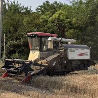 Moissonneuse-batteuse à riz automatique d'occasion 120 CV avec boîte de vitesses, moteur et climatisation, haute productivité pour le maïs, le soja et le blé