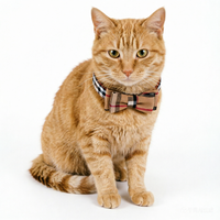 Kalung Anjing & Kucing Kulit PU Modis dengan Liontin Bunga Pola Kotak-kotak Klasik yang Dapat Disesuaikan untuk Semua Musim