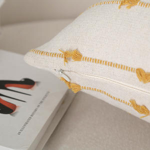 ปลอกหมอนทรงสี่เหลี่ยมสไตล์มินิมอลทันสมัยพร้อมลายจุด ปลอกหมอนถอดได้สำหรับตกแต่งบ้าน โซฟา ห้องนอน ห้องนั่งเล่น - Product Image 4