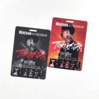 Badges d'admission en PVC laminé pour événements, personnalisables avec logo, et lanières pour événements, disponibles en petites quantités