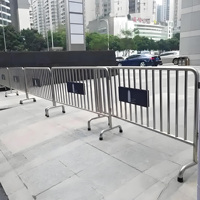 Barrière de contrôle des foules portable, clôture temporaire en métal soudé, bandes rétractables pour les chantiers de construction, modélisation 3D pour piétons