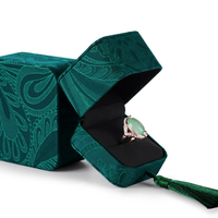 Coffret à bijoux vintage en tissu jacquard avec doublure en velours doux et décoration à pompon, boîte d'emballage artisanale pour bagues, colliers et bracelets