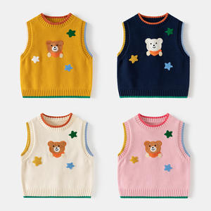 2024 nouveau gilet en laine à la mode pour enfants bébé <span class=keywords><strong>pull</strong></span> <span class=keywords><strong>sans</strong></span> manches avec dessin animé ours motif col rond hiver <span class=keywords><strong>pull</strong></span> pour garçons en gros - Product Image 2