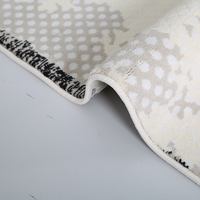 Langlebiger PP Wasserdichter Wilton Niedrigflor-Teppich Moderner Leichter Abstrakter Rutschfester Weicher Bestseller für Schlafzimmer 160x230cm