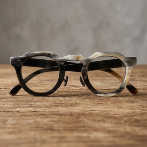 Monturas de Gafas Ópticas de Cuerno de Búfalo Ecológicas Hechas a Mano con Forma Irregular y Diseño Moderno DIY para Coleccionables de Arte - Product Image 4