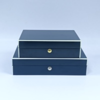 Boîte à bijoux en bois bleu marine brillant avec doublure en velours, fermeture à pression, logo personnalisé, boîte multi-compartiments pour collection de montres, bagues et bracelets