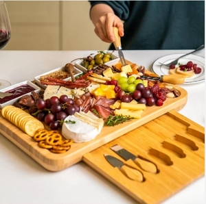 Youlike Unique Planche à fromage en bambou faite à la main avec ensemble de couteaux, 3 bols en céramique pour la fête - Product Image 3