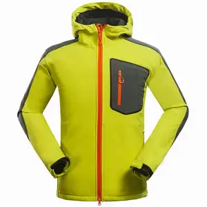 New arrival adjustable cuff style mens softshell jacket outdoor casual coats with hood and contrast zippers