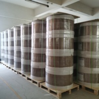 Rouleau de papier thermique vierge jumbo imperméable en pâte de cellulose, matières premières pour étiquettes thermiques, directement du fournisseur d'usine