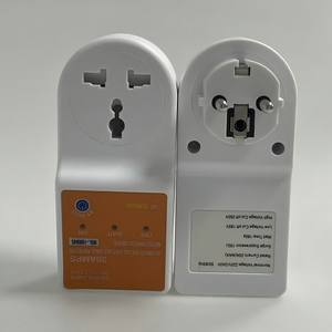 Protector de Sobretensión de Voltaje Universal 20A 110V 220V con Conmutación Automática y Compatibilidad con Enchufes EU, AU, US, UK, ZA - Product Image 5